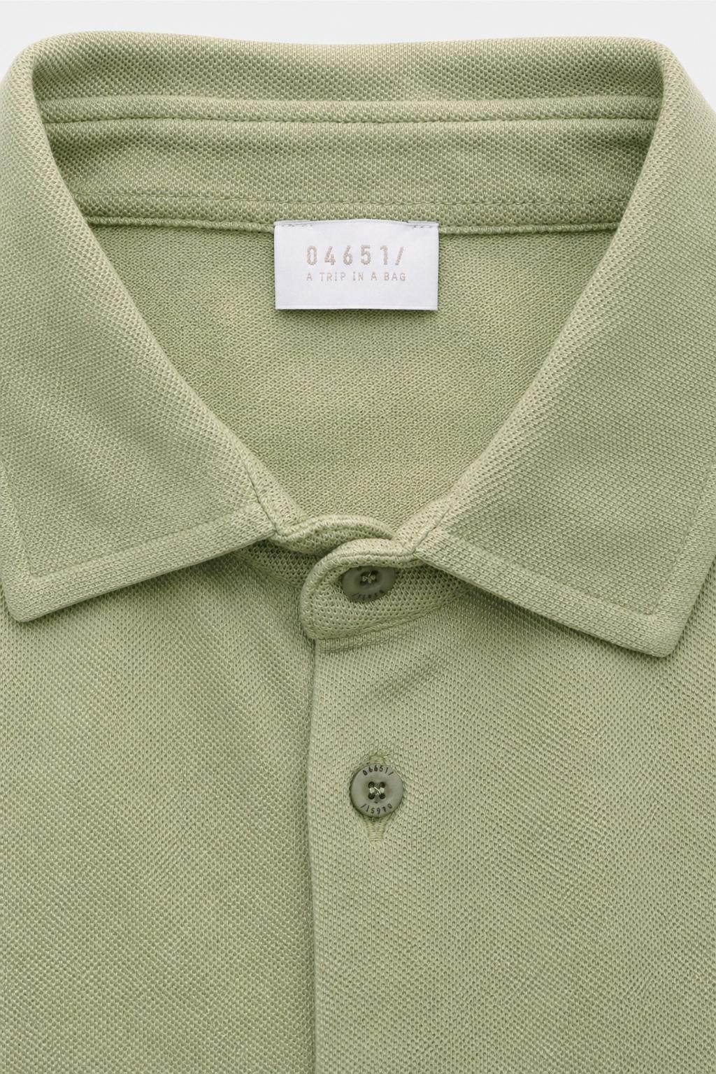 04651/ A Trip In A Bag Piqué Shirt Slim Collar Sage