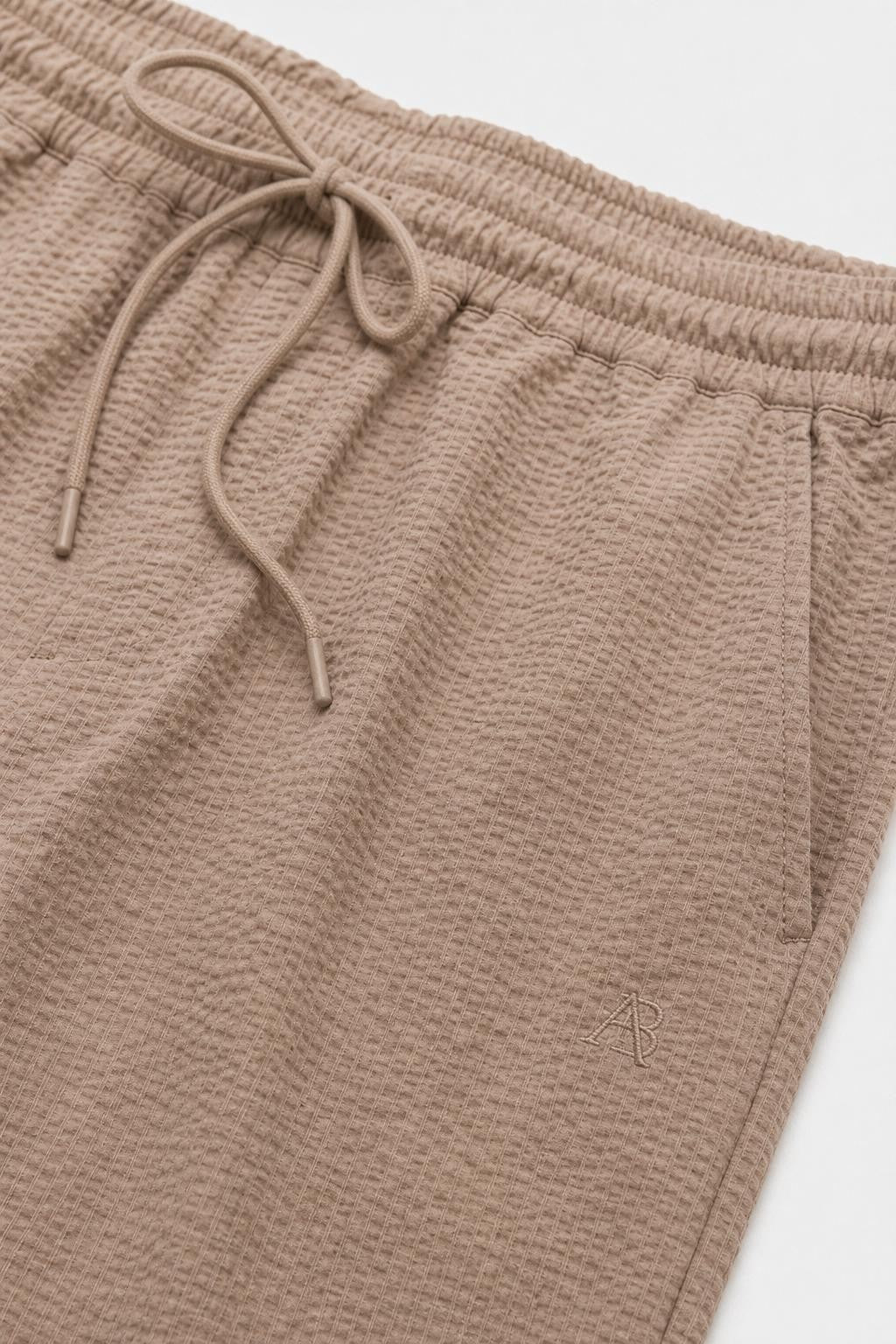 04651/ A Trip In A Bag Seersucker Cotton Shorts Taupe