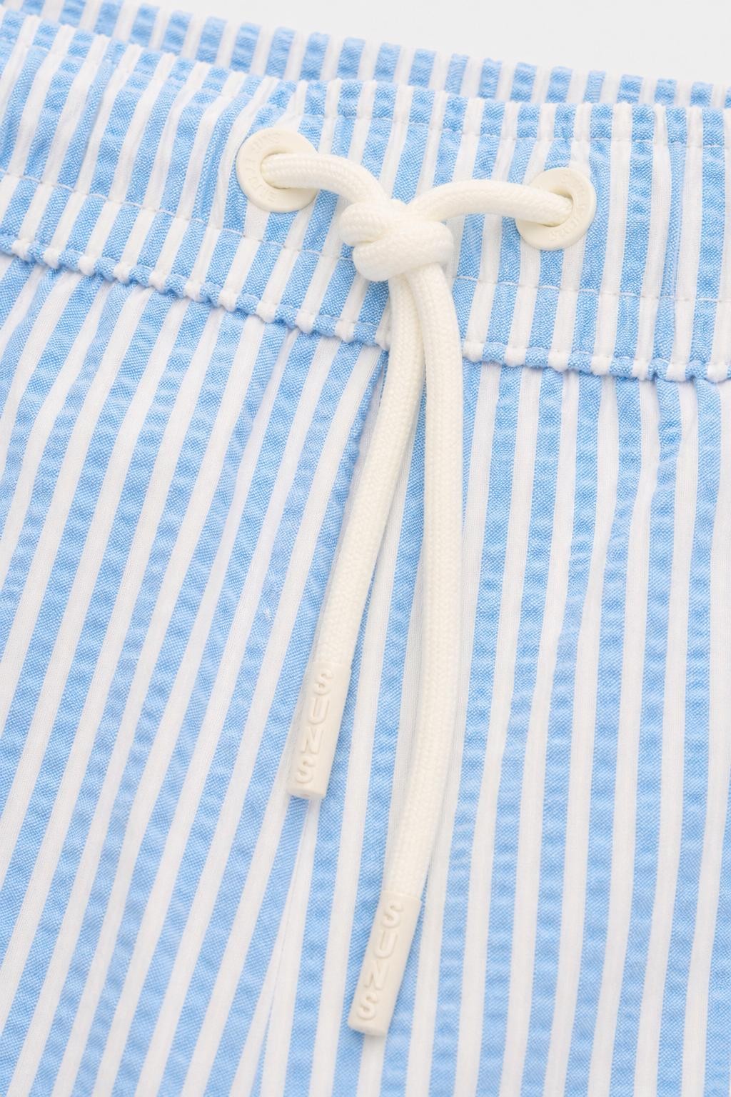 04651/ A Trip in a Bag Seersucker Swim Shorts Blue / White Striped