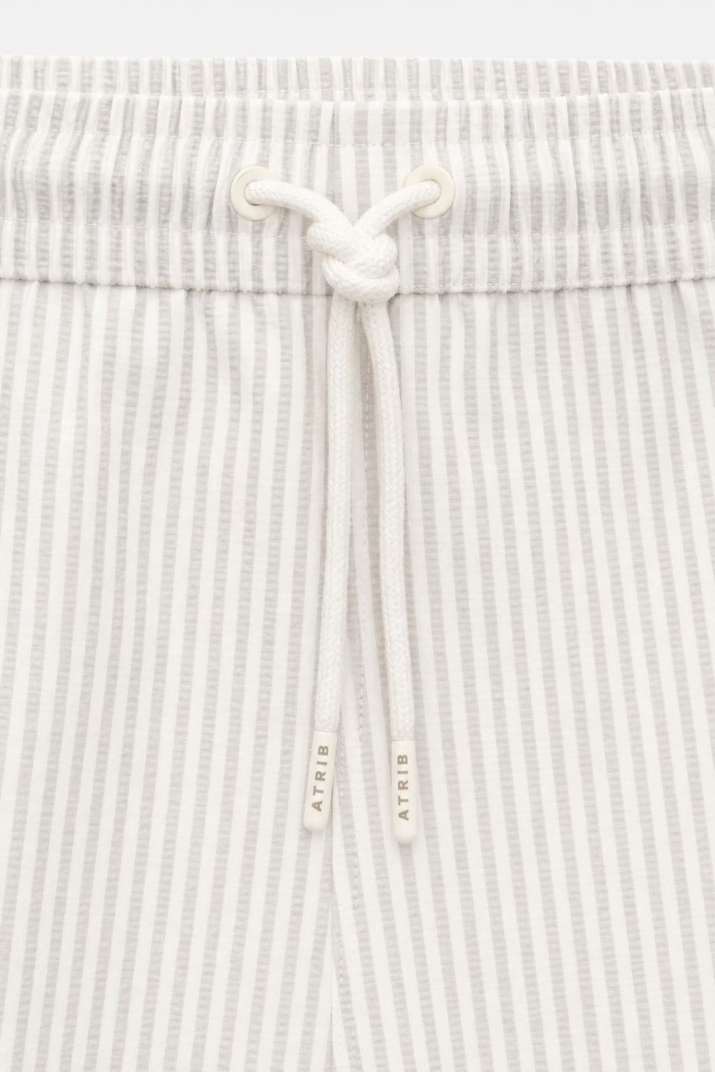 04651/ A Trip in a Bag Seersucker Swim Shorts Light Grey / White Striped