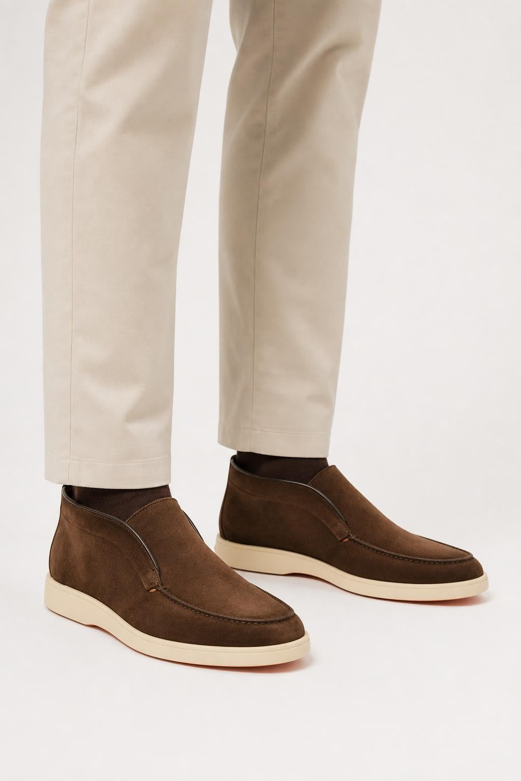 Santoni Suede Desert Boot 'Detroit' Brown