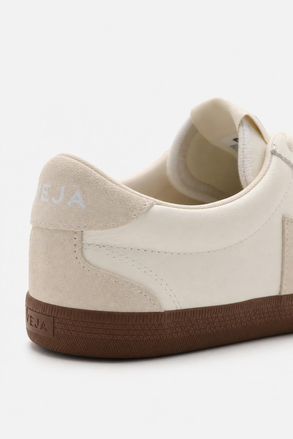 Veja Leather Sneakers 'Volley O.T.' White/Sand