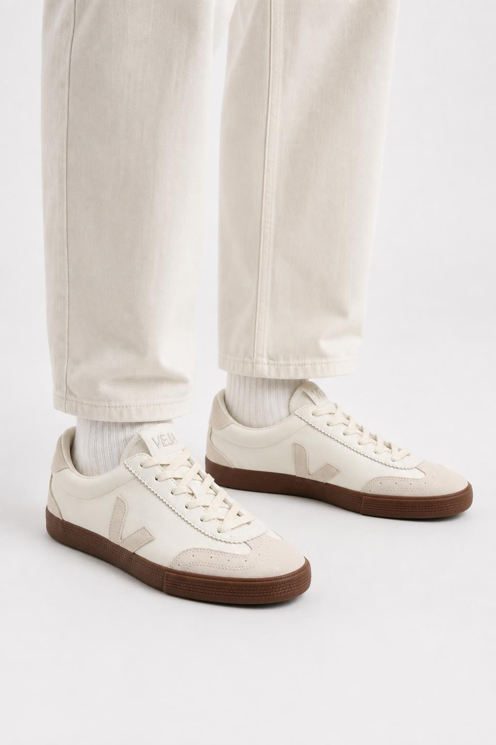 Veja Leather Sneakers 'Volley O.T.' White/Sand
