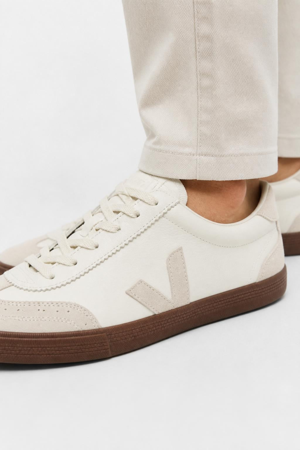 Veja Leather Sneakers 'Volley O.T.' White/Sand